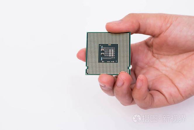 手握CPU·连接计算机·读懂系统服务 一台电脑背后的运行逻辑